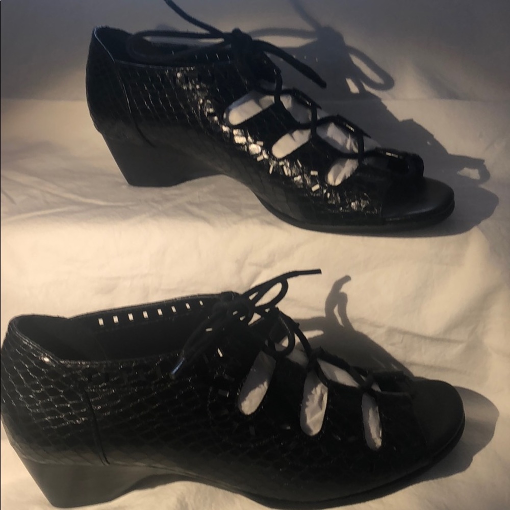 Bella Vita dancing shoes
